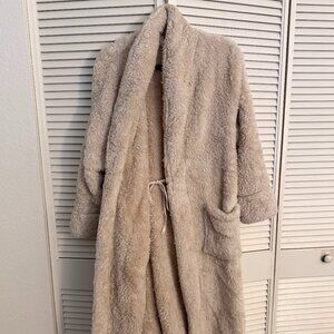 Tan Berkshire Blanket Robe